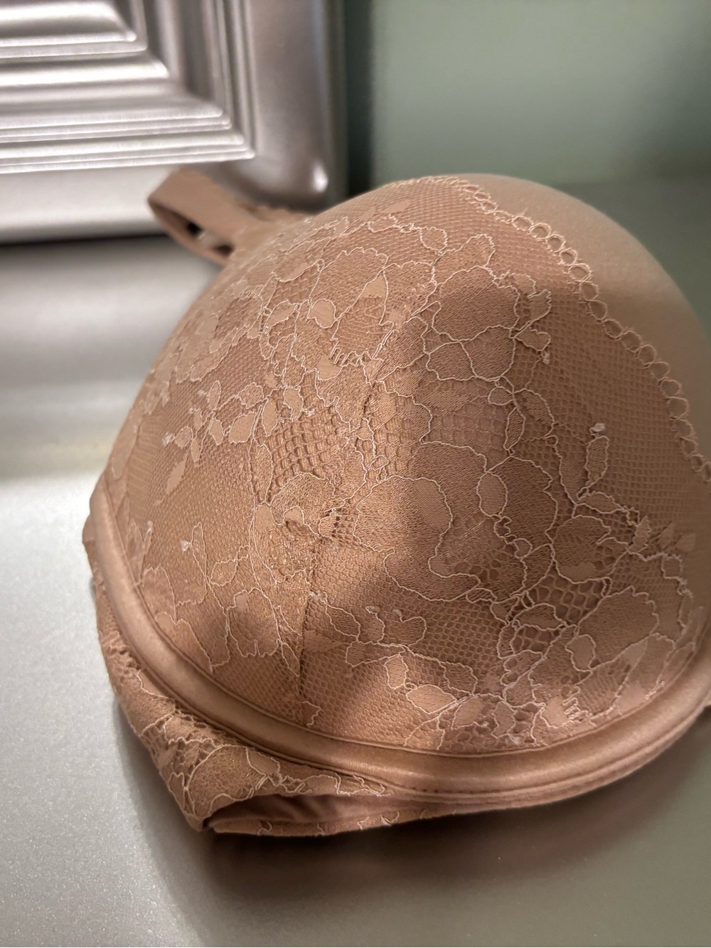 Victoria's Secret Beige Lace T-Shirt Bra
